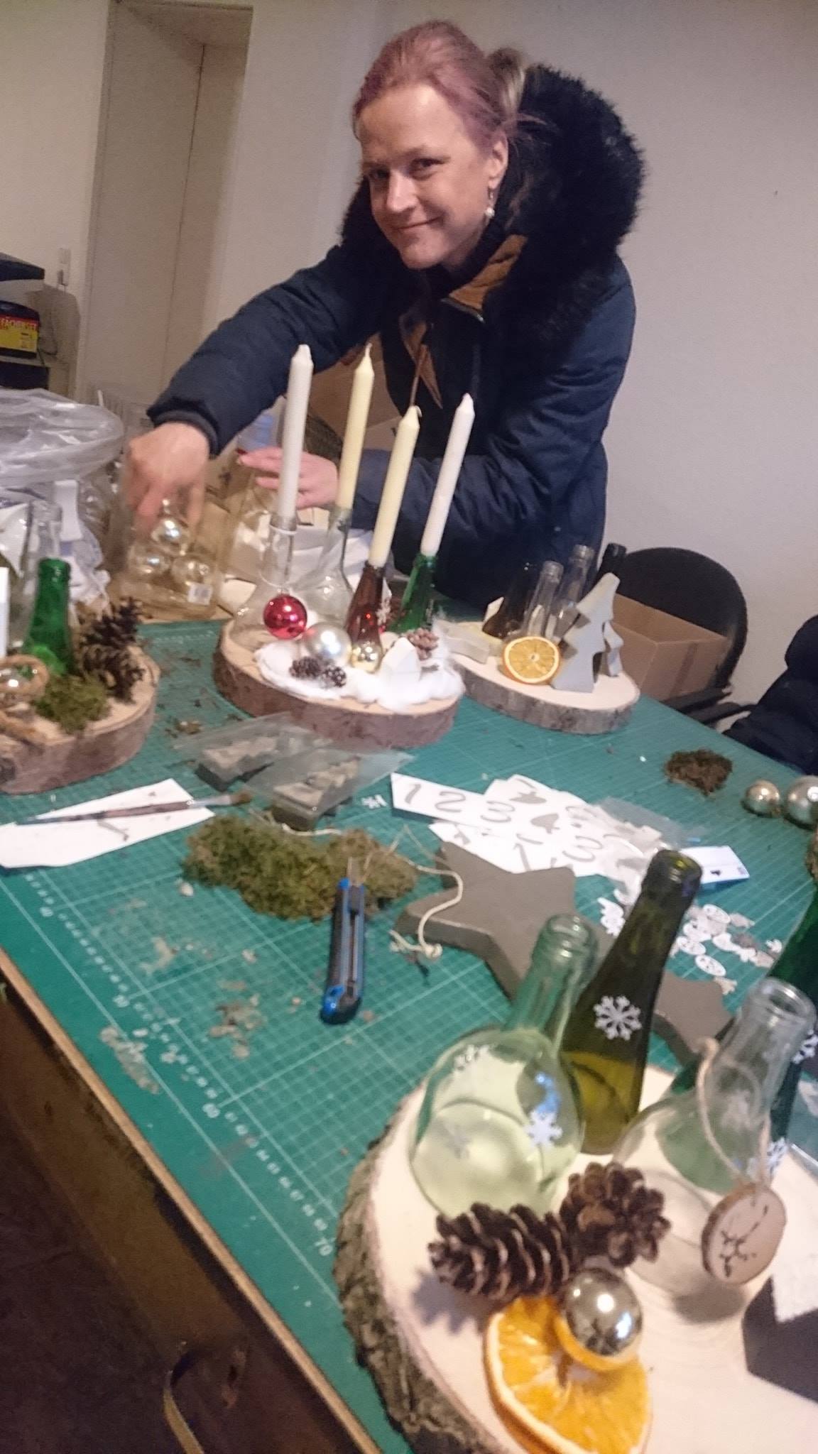 Adventskranz mal ganz anders - Upcyclingkurs in Chemnitz – Bild 7