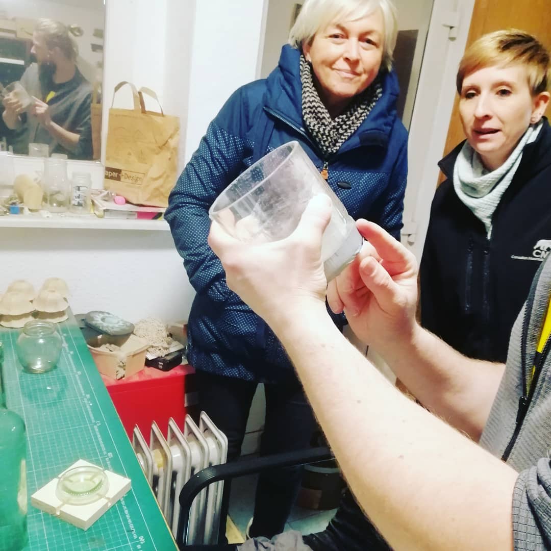 Upcycling Workshop Chemnitz: Windlicht aus alten Flaschen – Bild 5