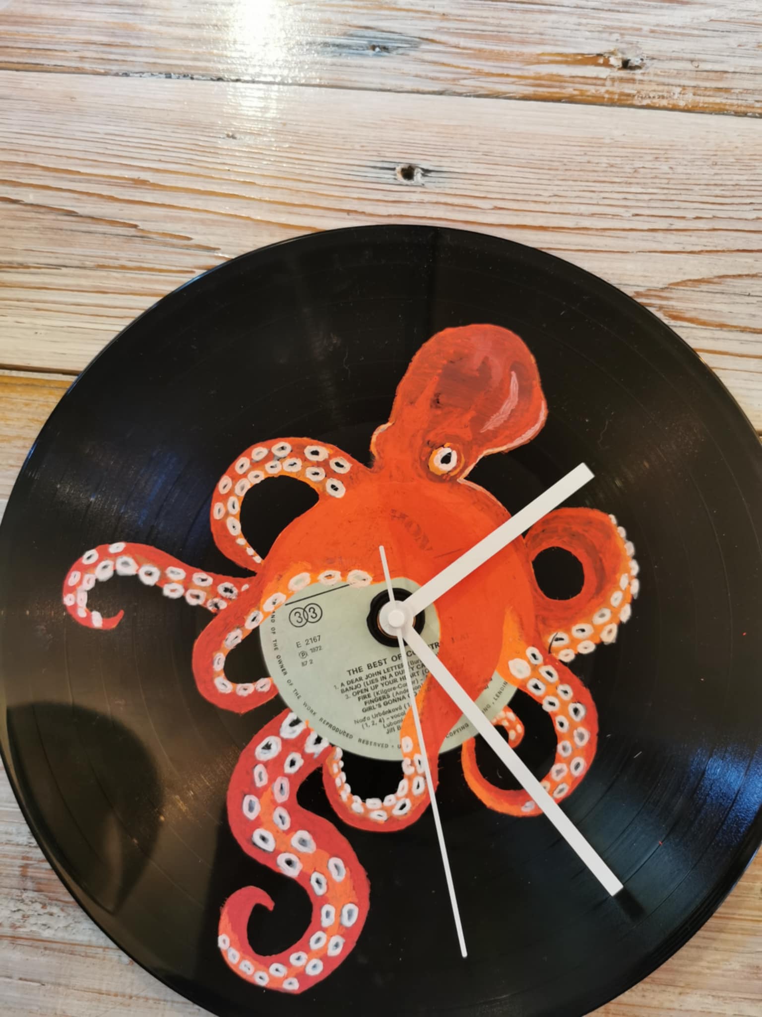 Schallplattenuhr -Upcyclingkurs für Kinder in Chemnitz – Bild 10